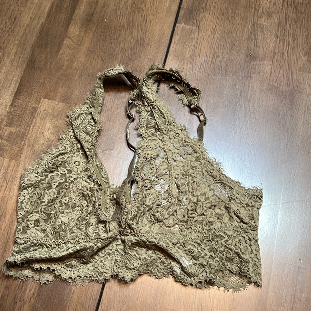 Green lace  unlined adjustable band bralette